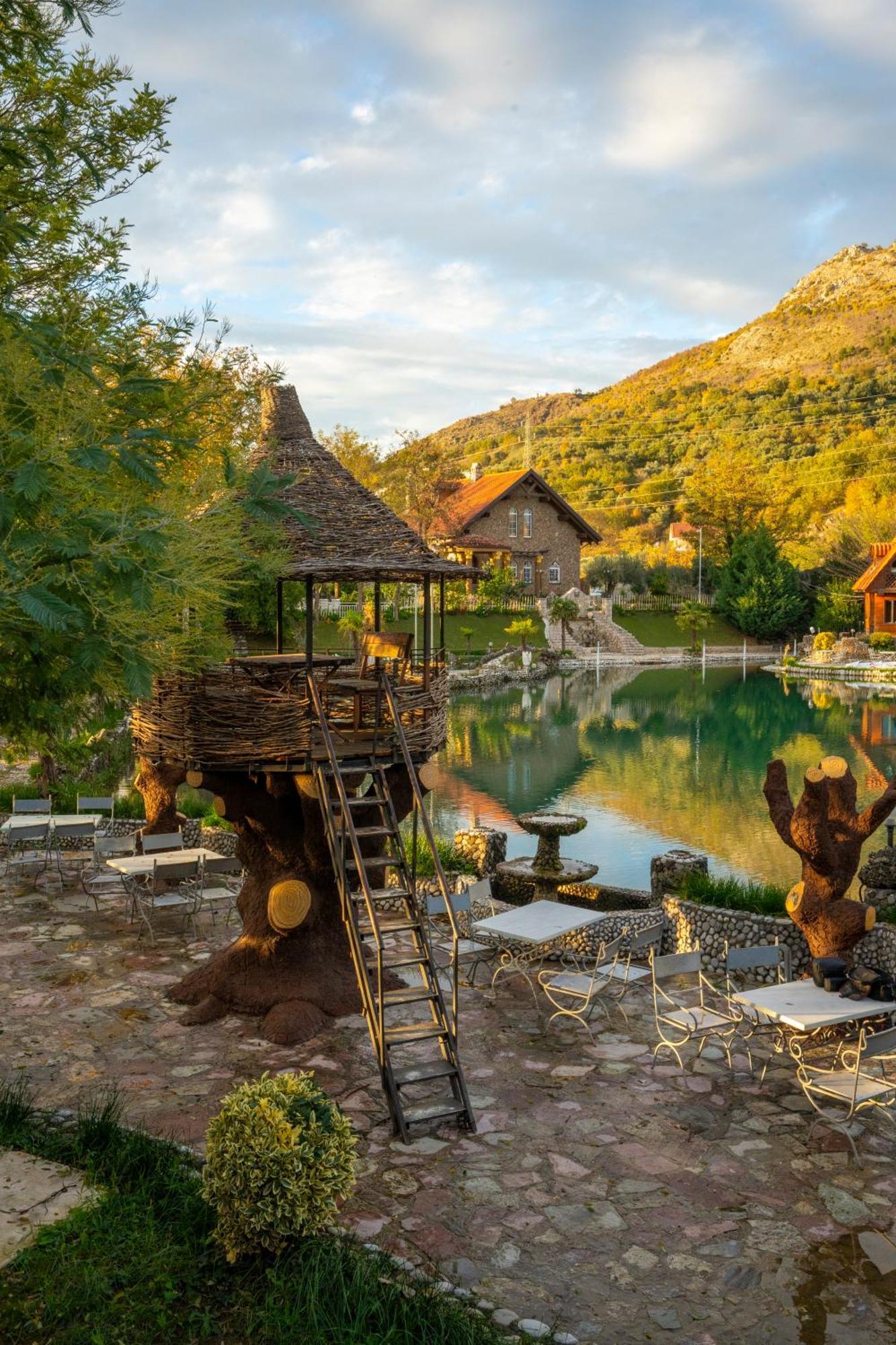 Mjede Kompleksi Turistik Dea מראה חיצוני תמונה